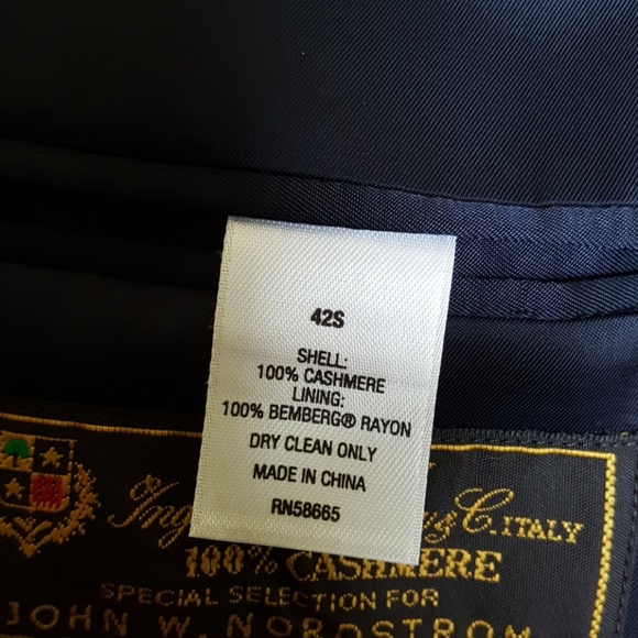 Navy Blue Cashmere Blazer - Picture 4 of 4